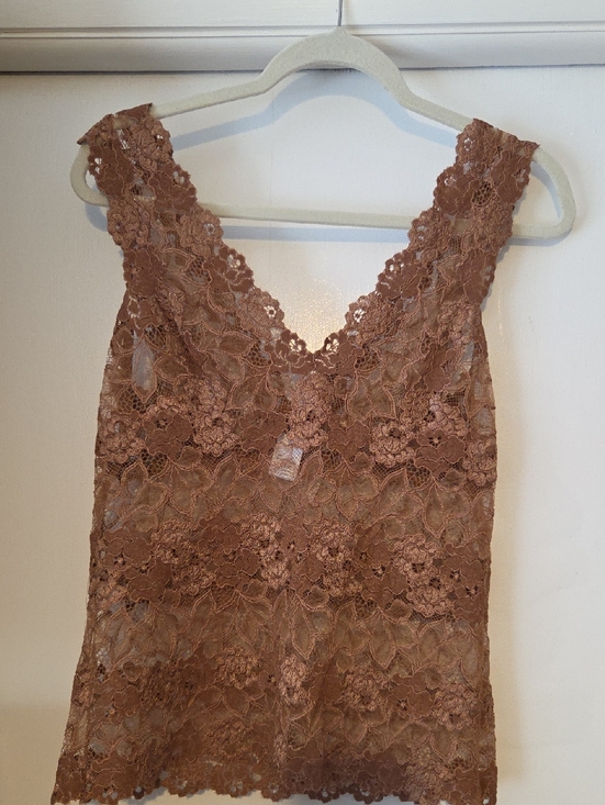 Natori Tops - Josie Natori Lace V-Neck Sleeveless Top